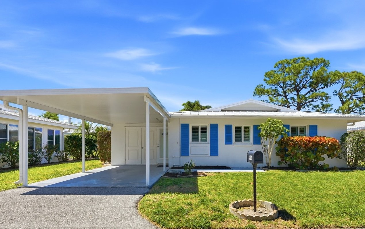 215 FAIR WINDS DRIVE 215