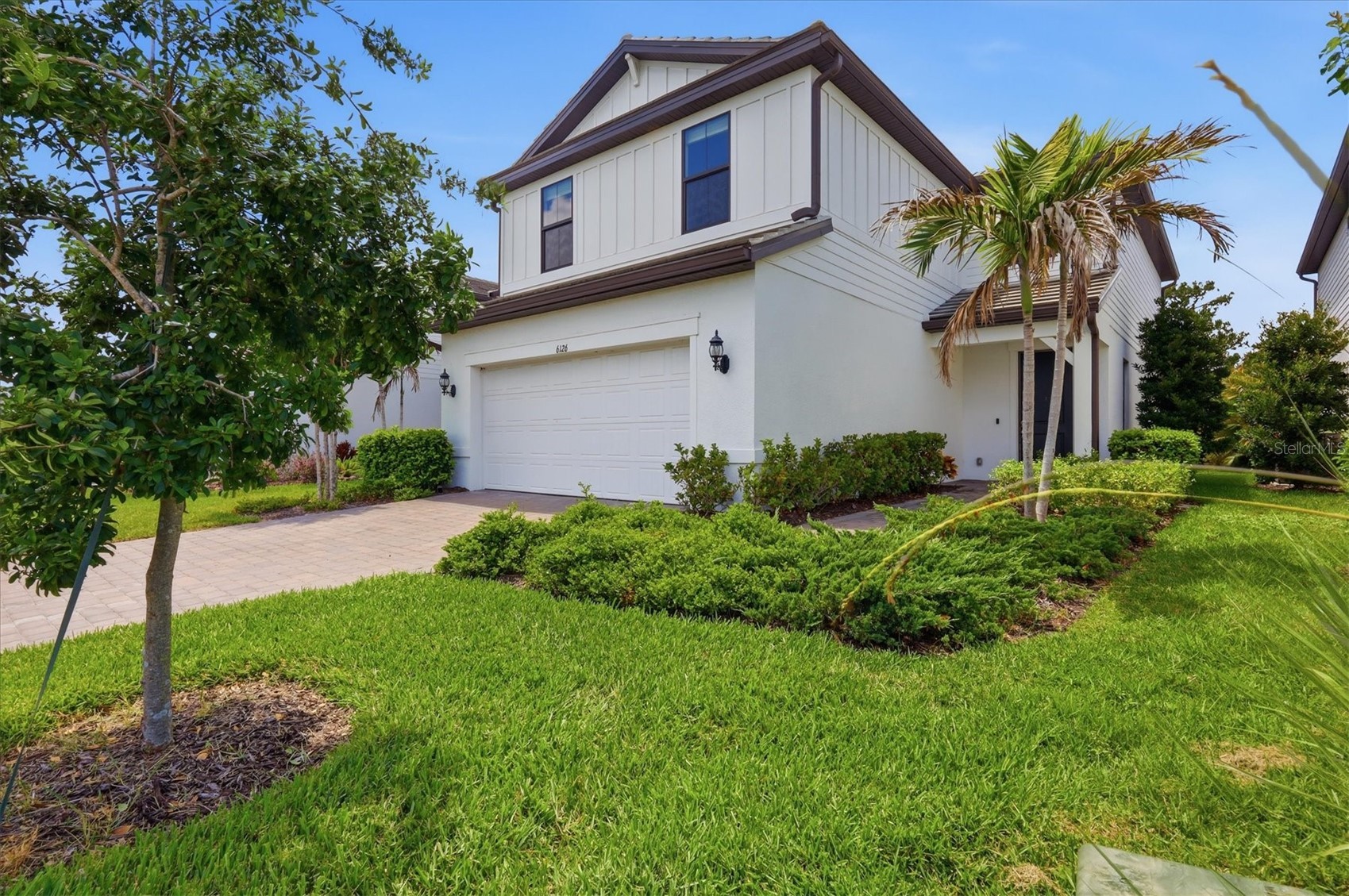 6126 BLUESTAR COURT