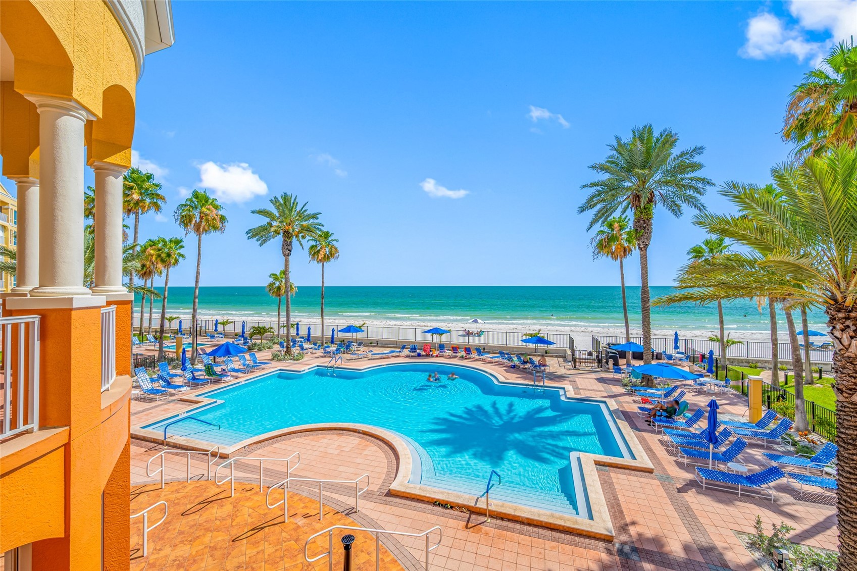 16550 GULF BOULEVARD 645