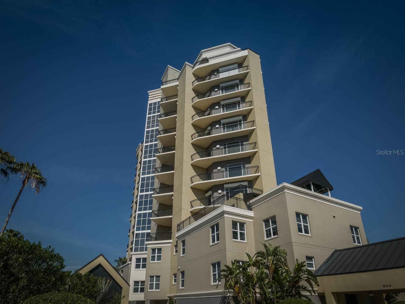 600 GARRISON COVE LANE 2B