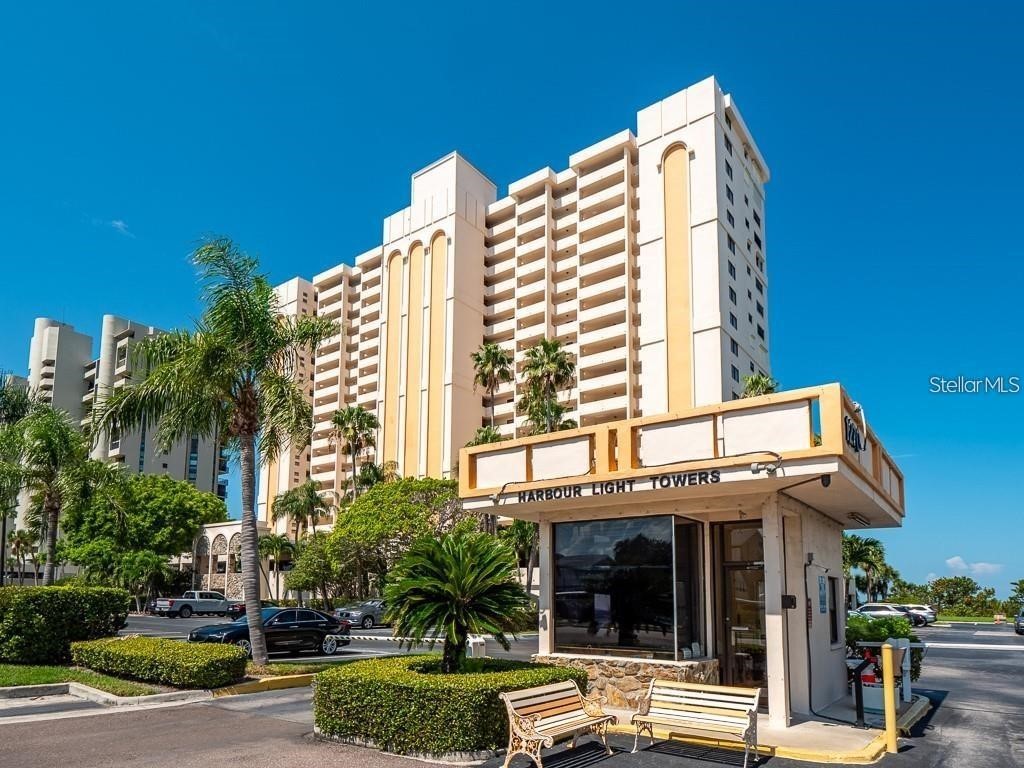 1270 GULF BOULEVARD 1206