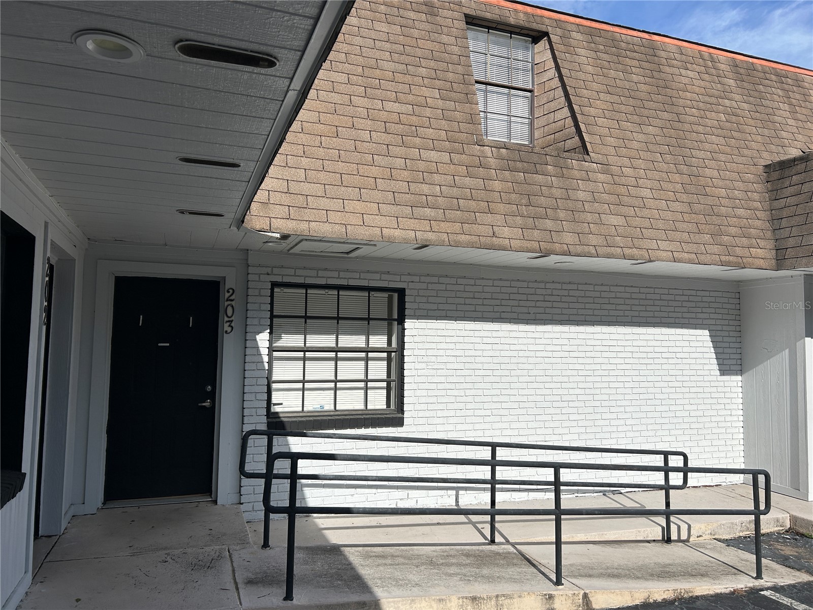 2945 NE 3RD STREET 203