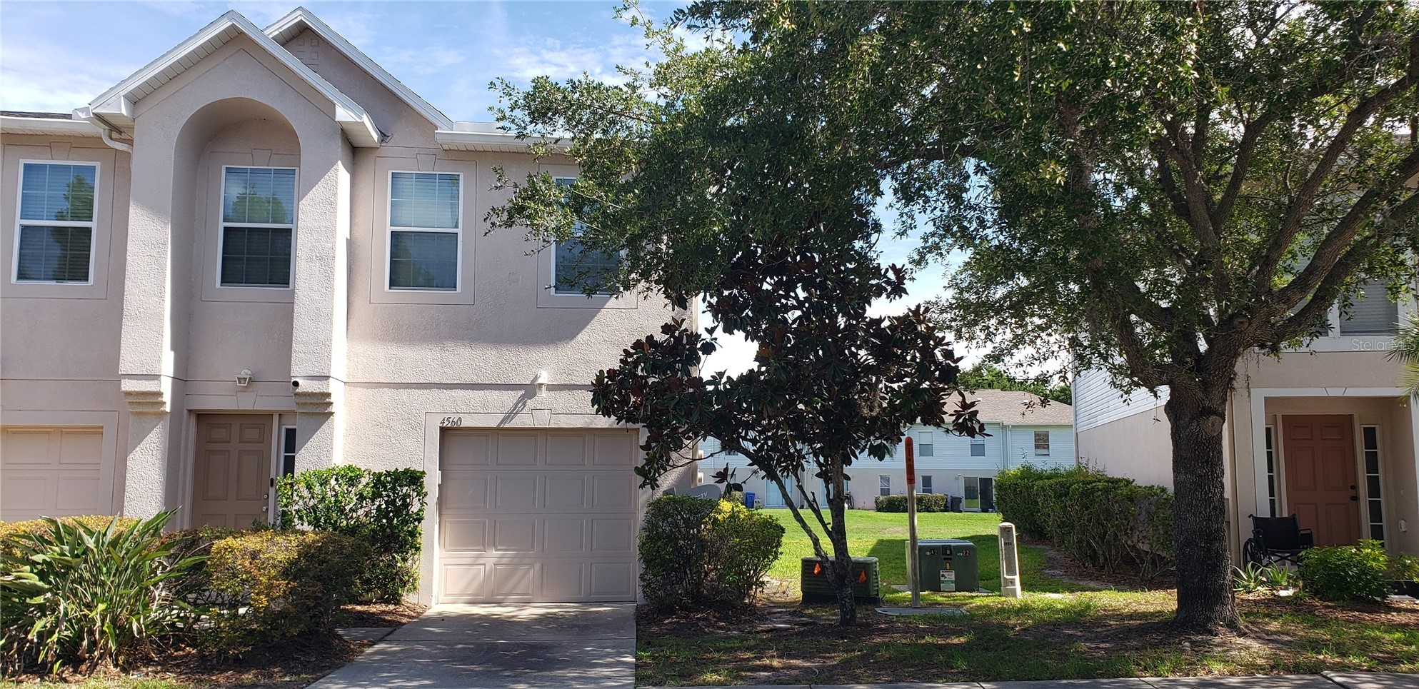 4560 ASHBURN SQUARE DRIVE