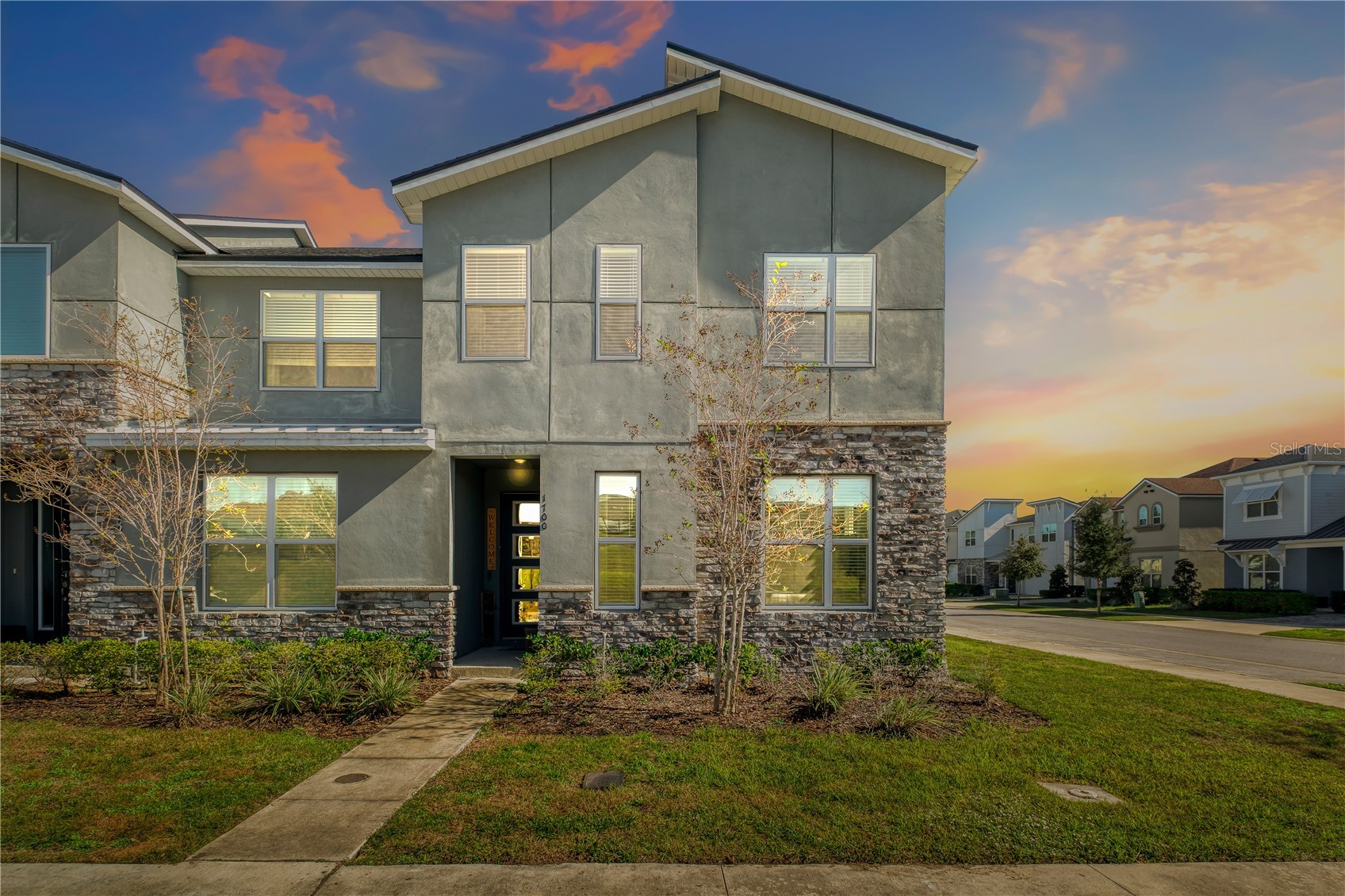 1700 TROPICAL PALMS CIRCLE