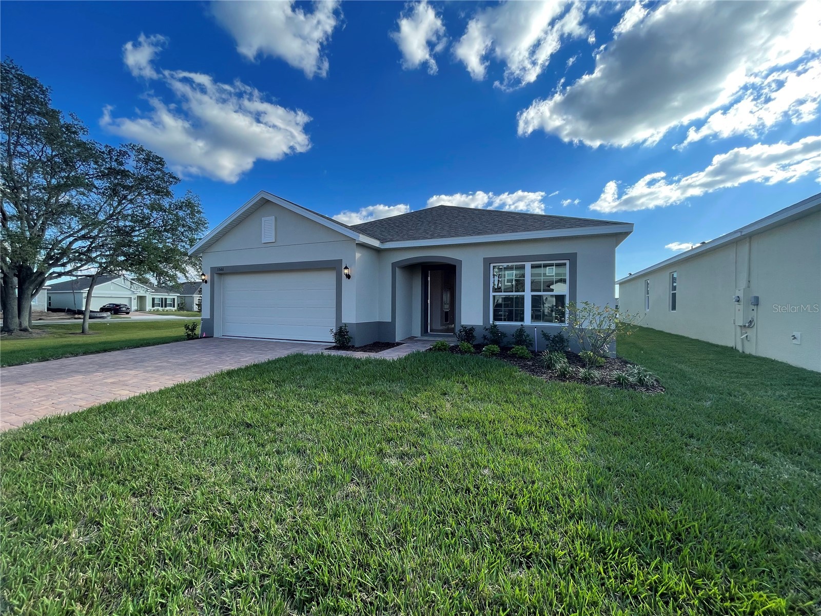 5566 SABAL DRIVE