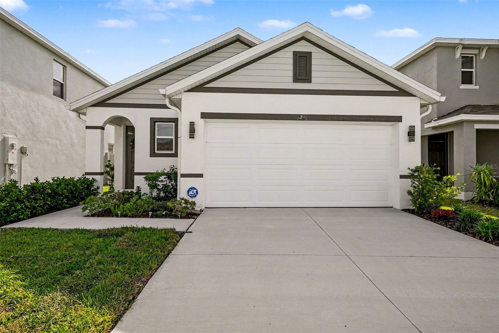 6298 WANDERING WILLOW DRIVE