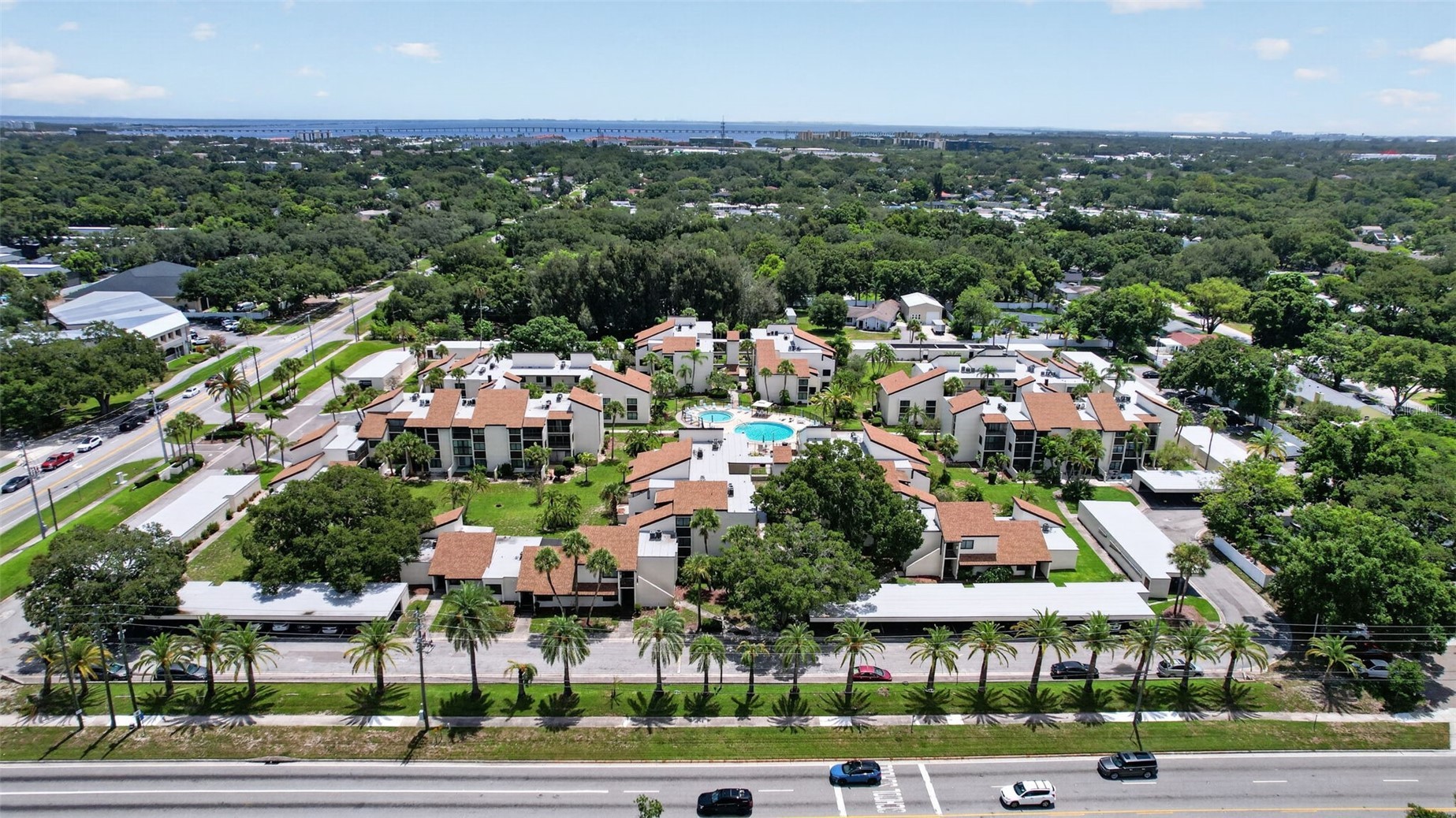 2207 BELLEAIR ROAD B16