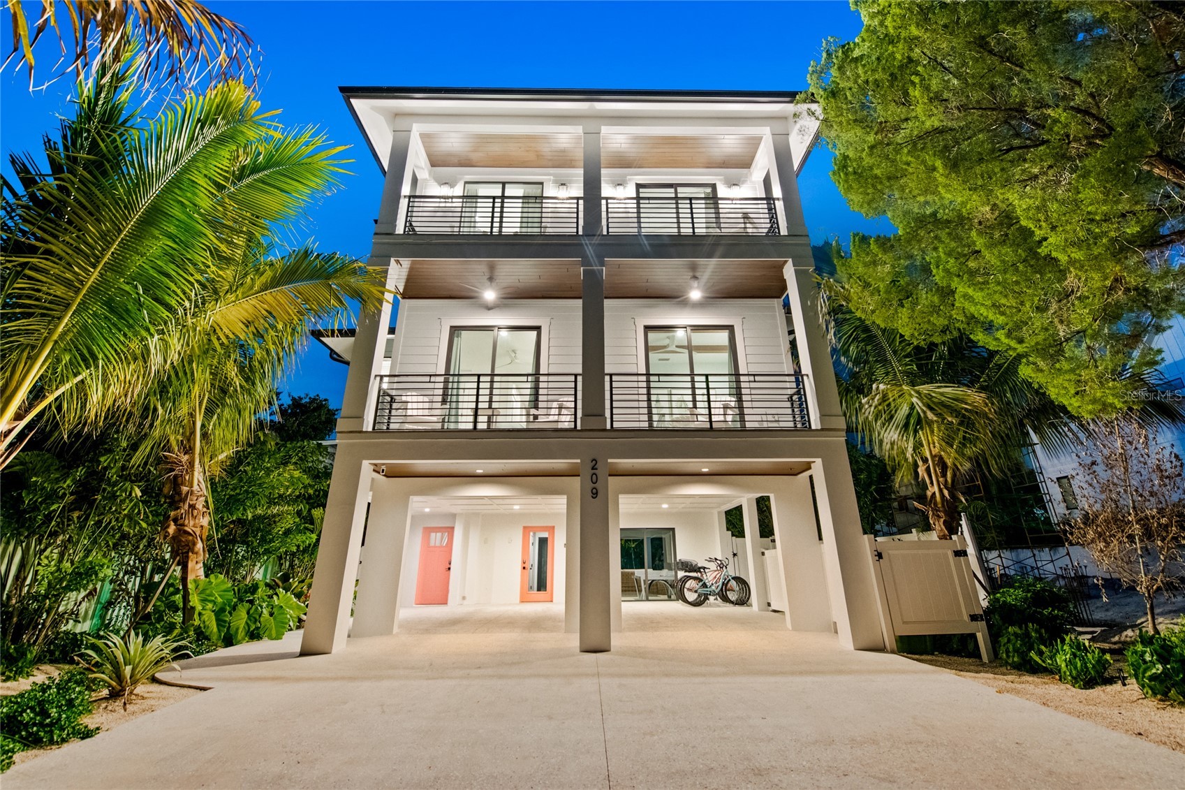 209 GARFIELD DRIVE