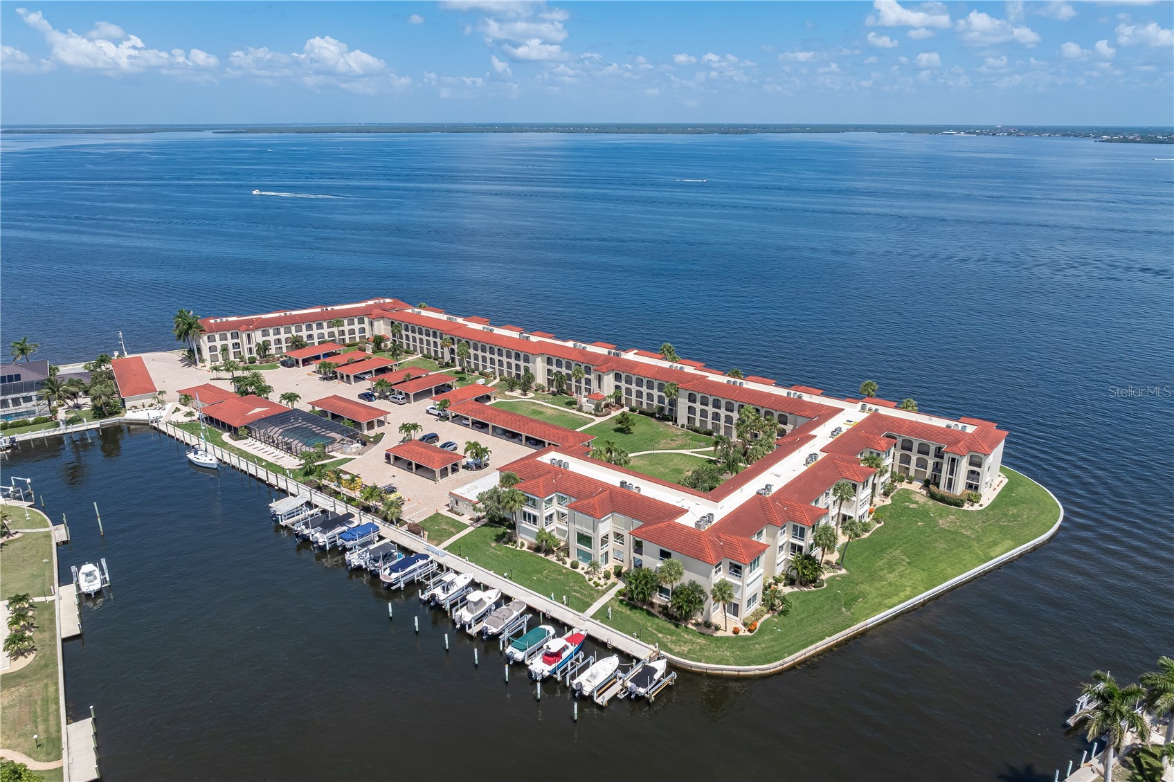 1 COLONY POINT DRIVE 15B