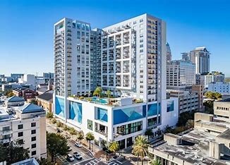 125-2 E PINE STREET