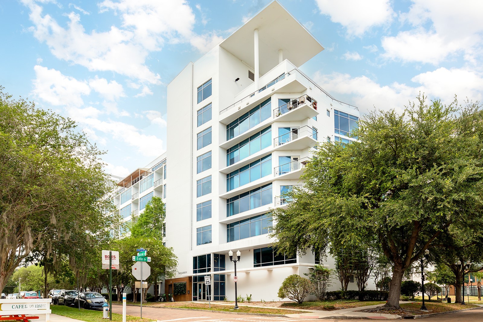 525 E JACKSON STREET 507