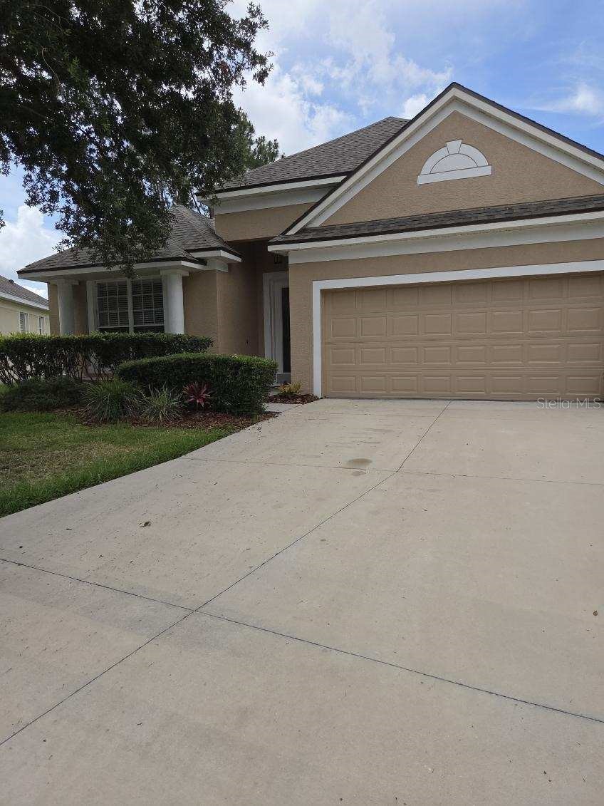 9321 HUNTINGTON PARKWAY