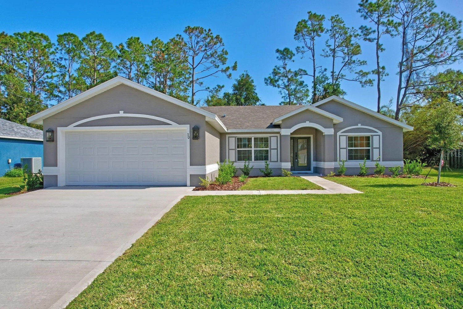 10 LLACER PLACE