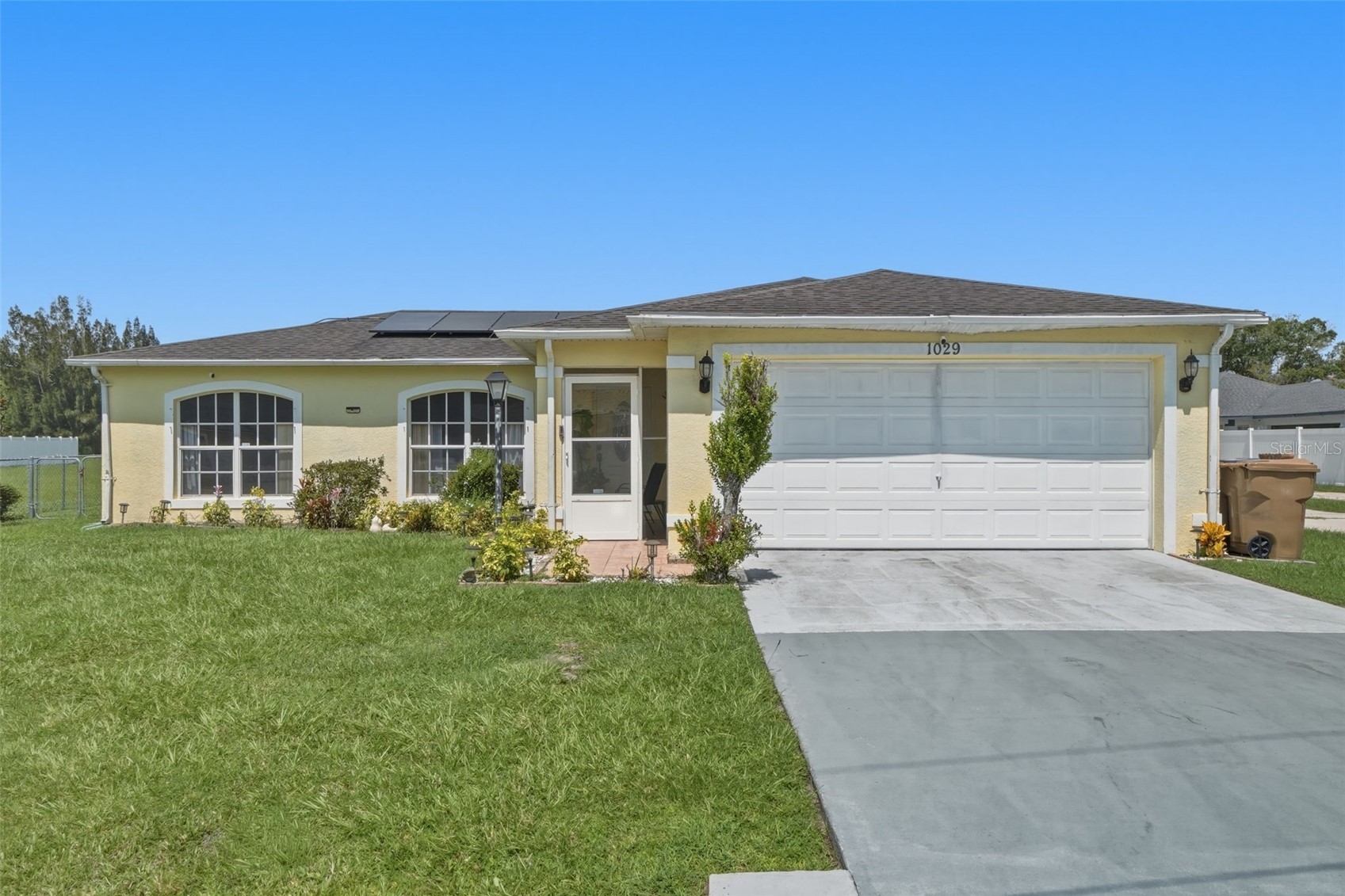 1029 DUDLEY DRIVE