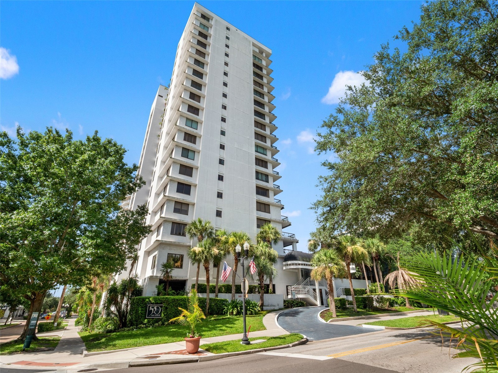530 E CENTRAL BOULEVARD 405