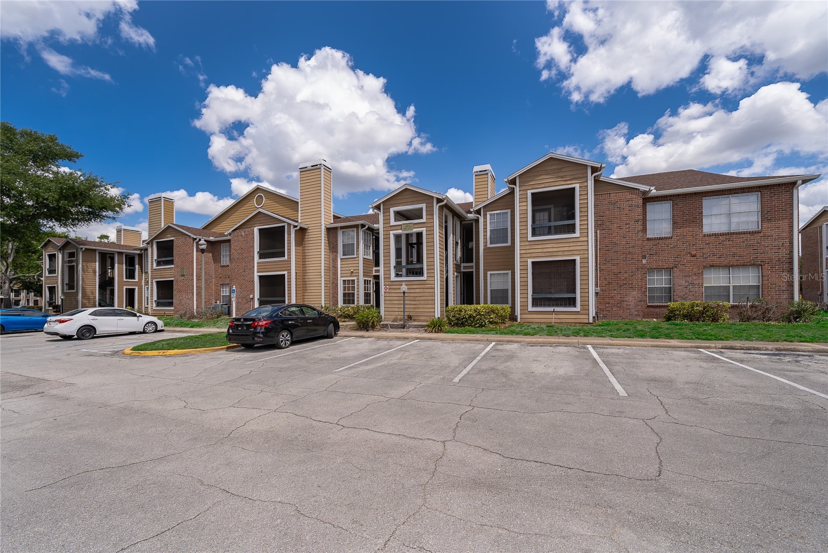 4367 THORNBRIAR LANE 206