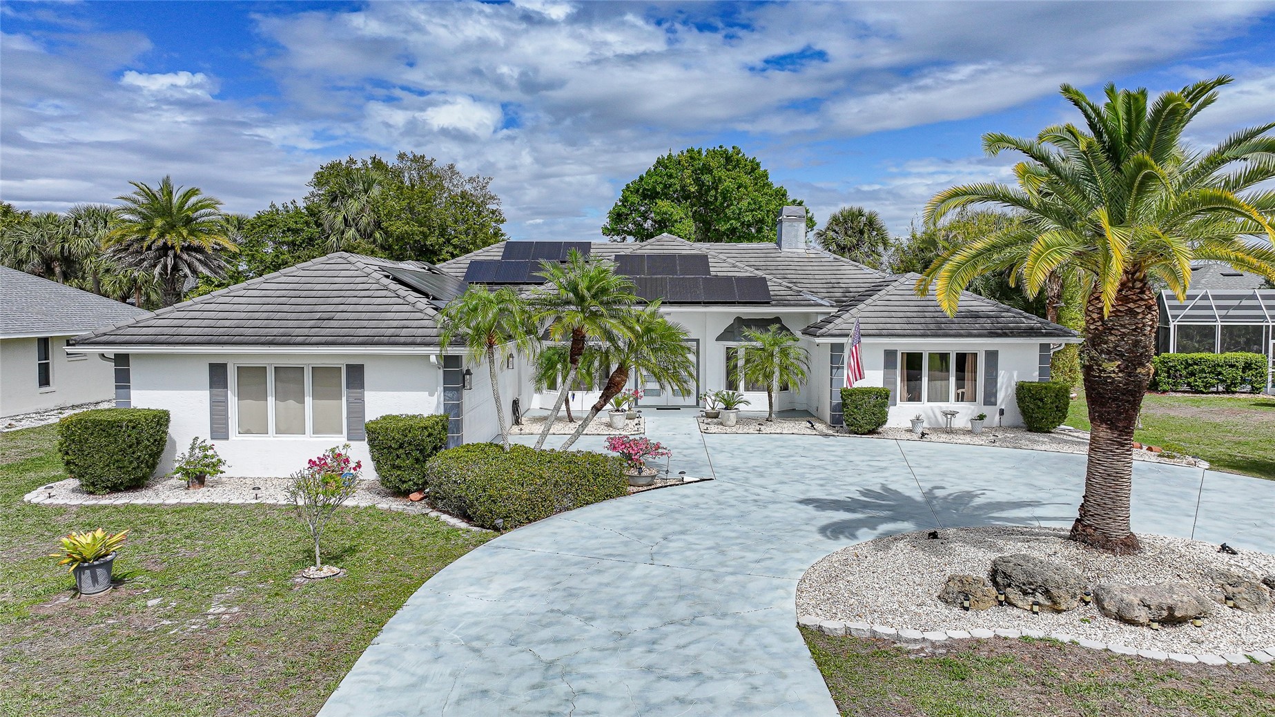 194 MARACAL WAY