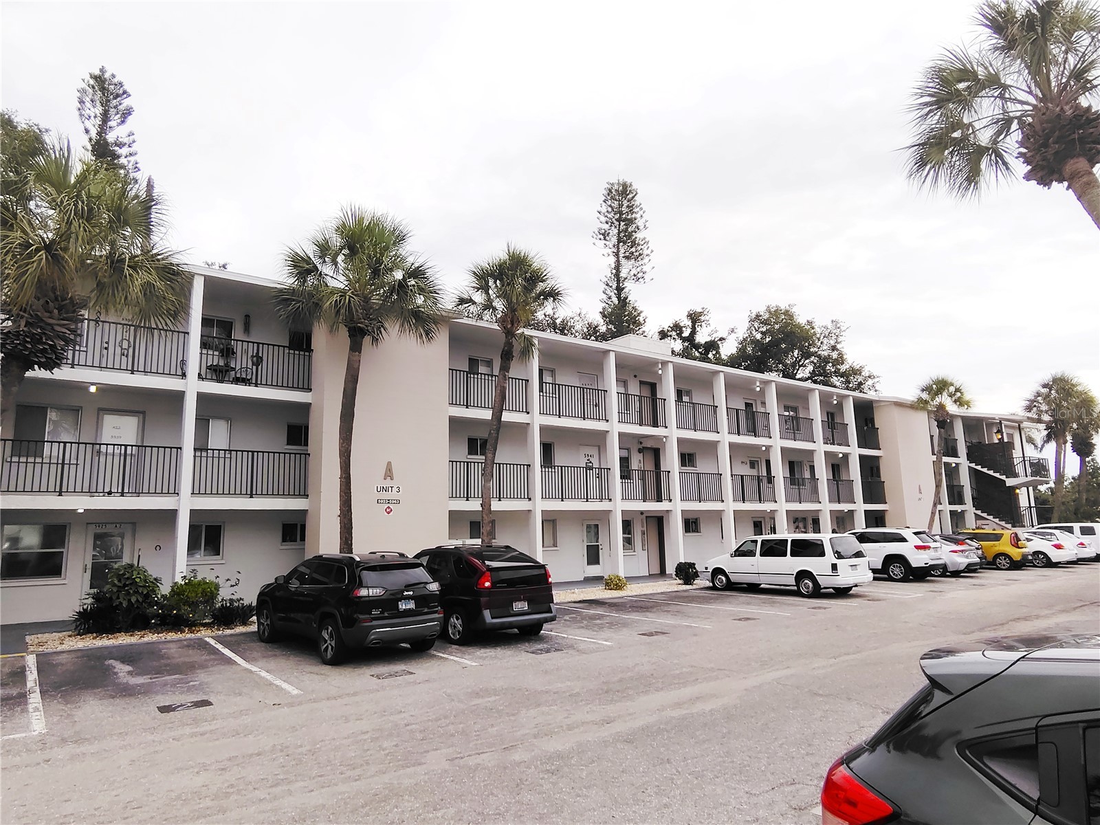 5955 PALM LANE A33