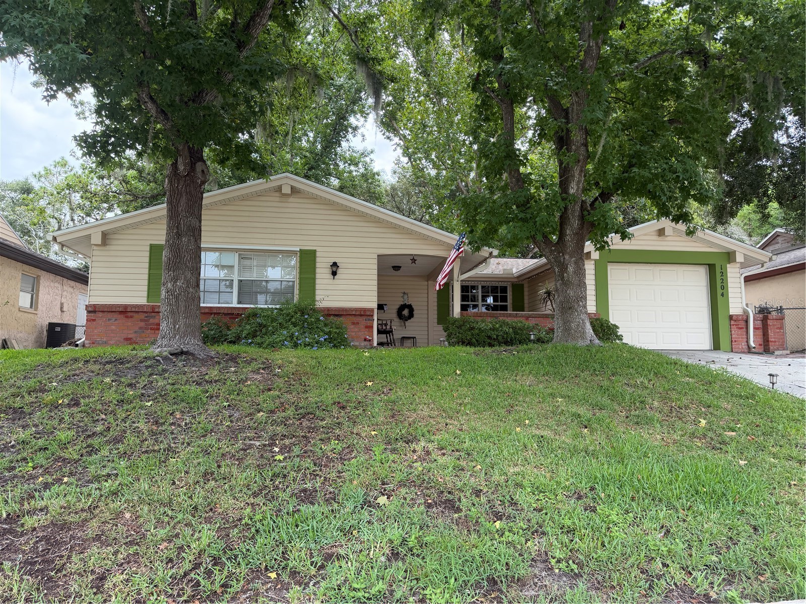 12204 BEAR CREEK LANE