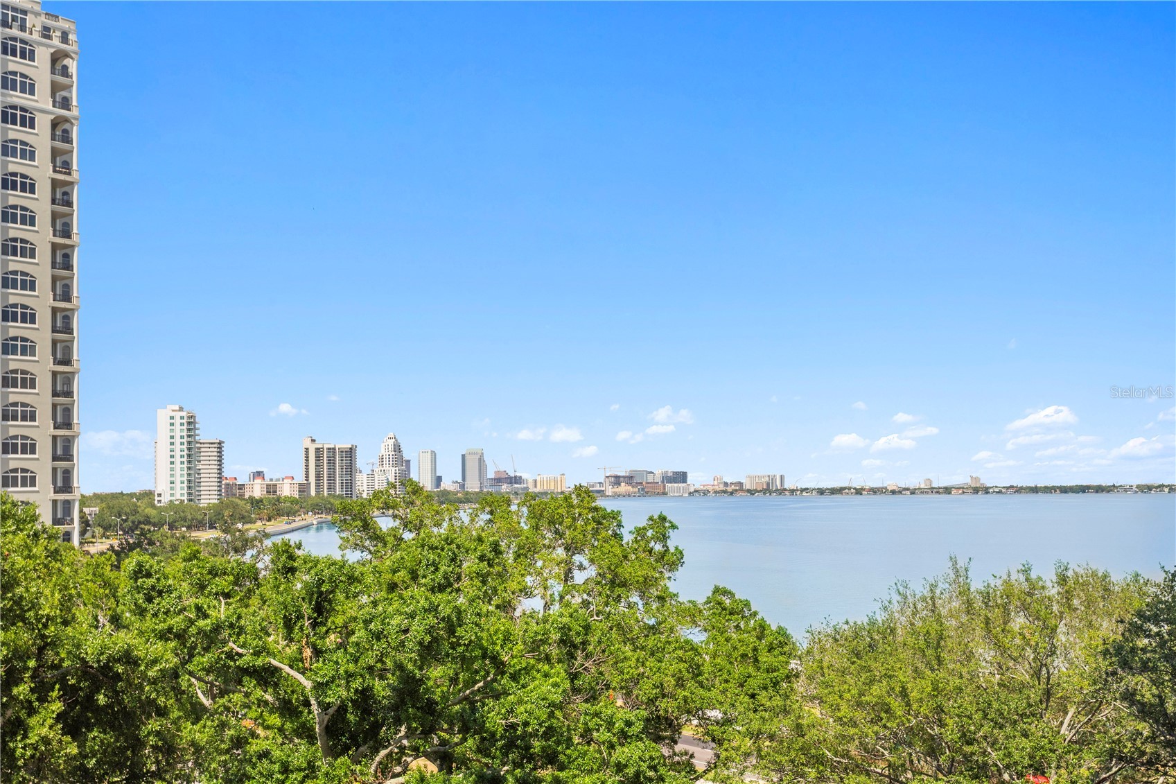 3301 BAYSHORE BOULEVARD 702E