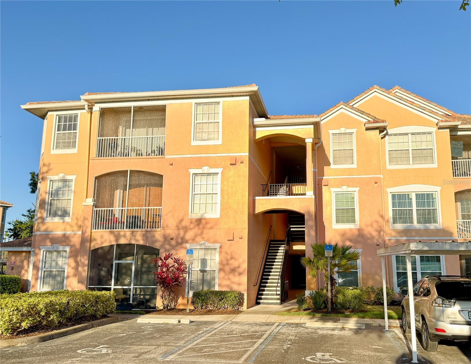 13572 TURTLE MARSH LOOP 212
