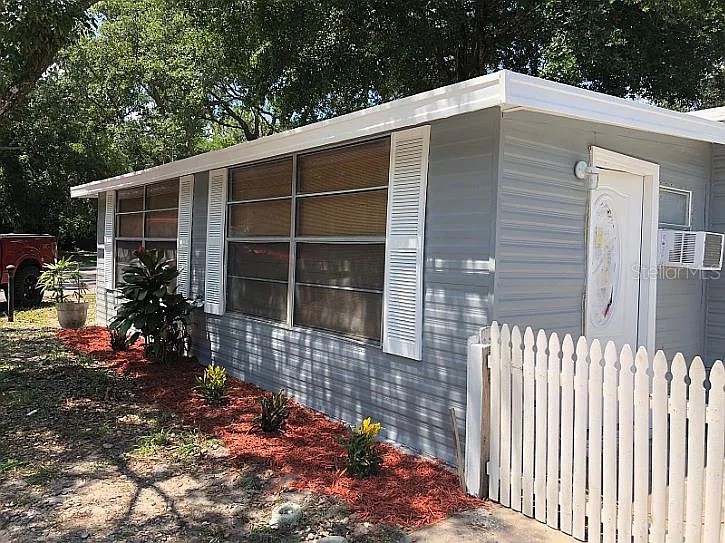 3000 CLARCONA RD 401