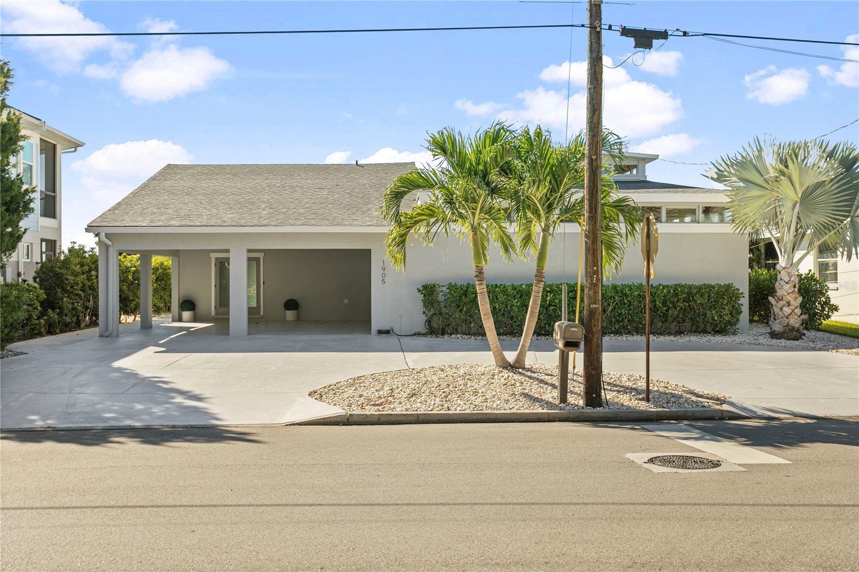 1905 4TH STREET W