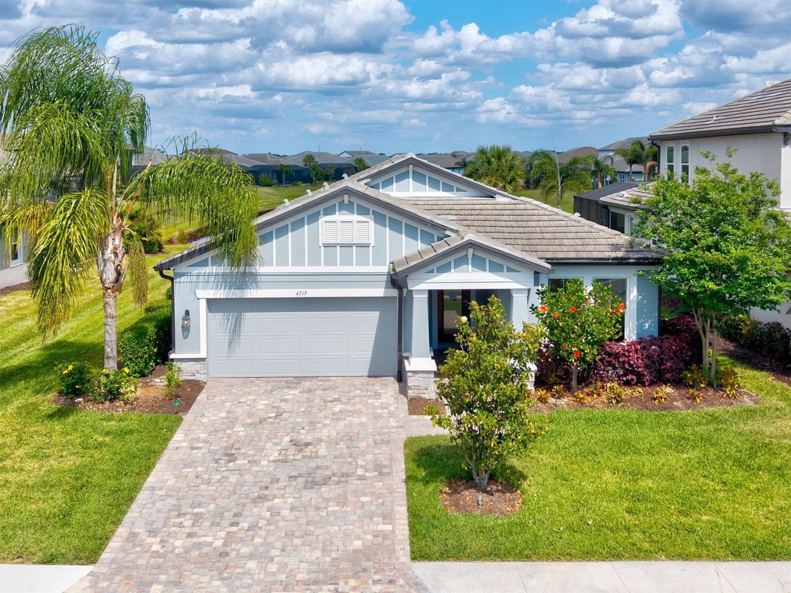 4719 WINSOME WAY