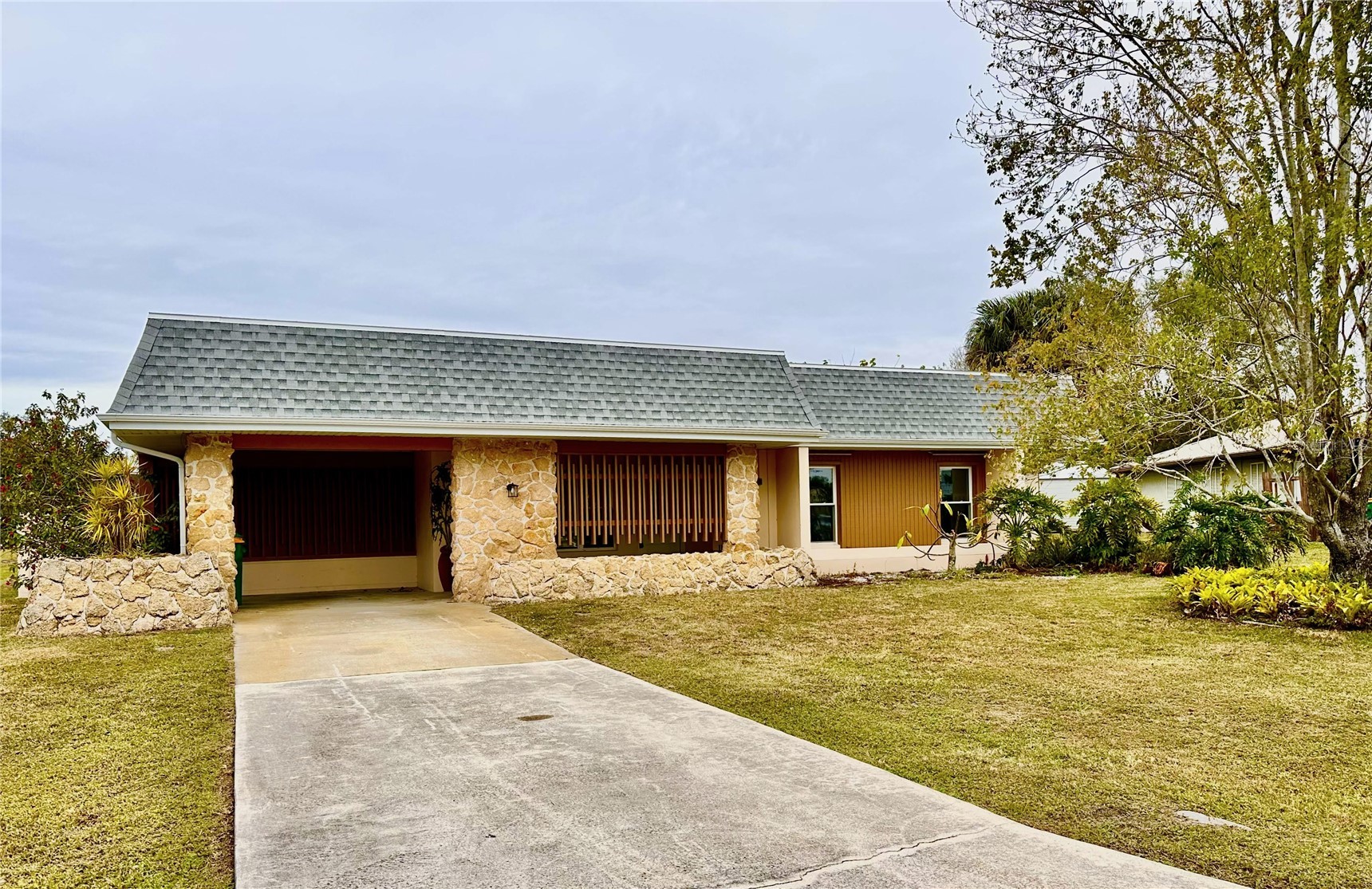 1385 HARMONY DRIVE