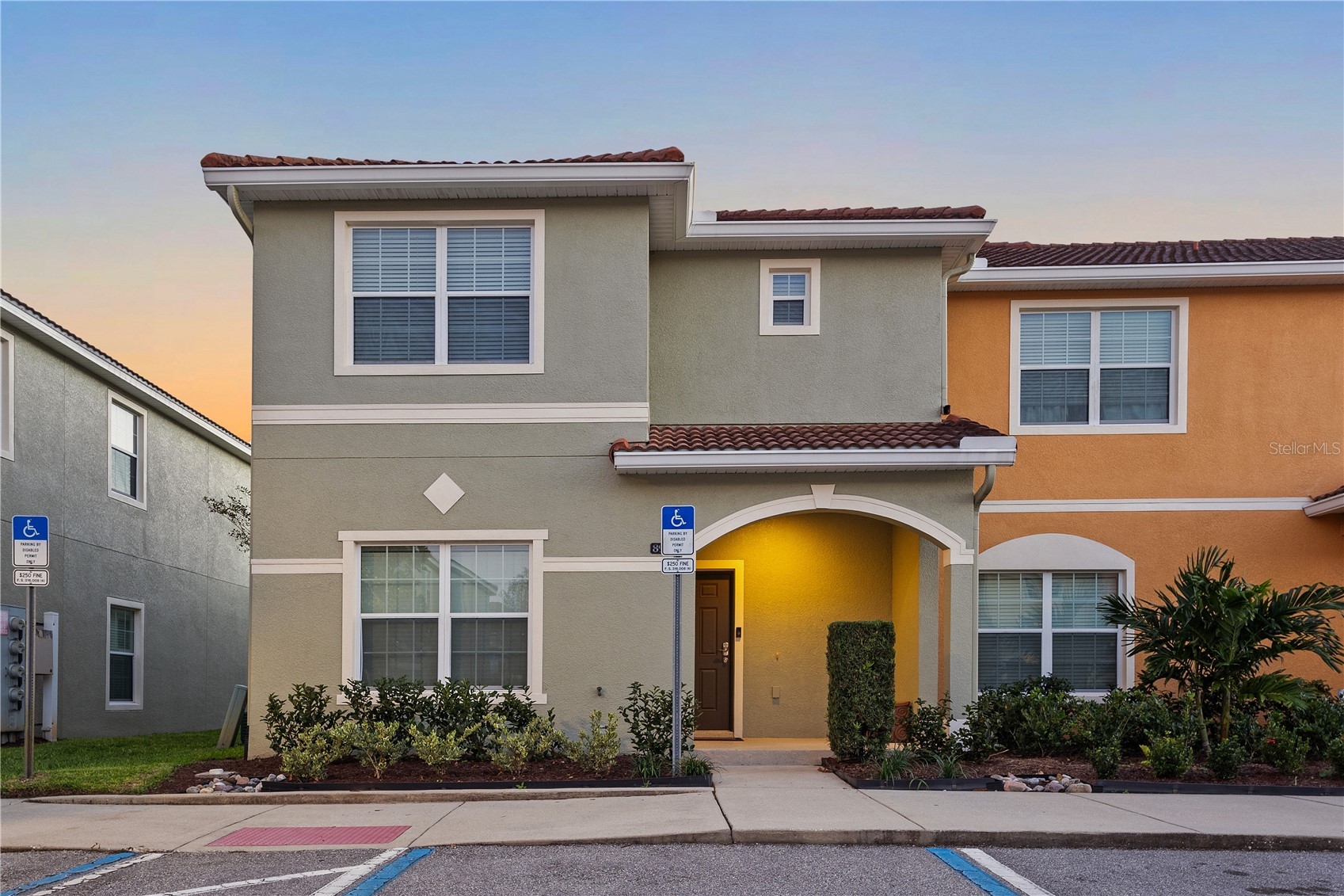 8966 CAT PALM ROAD
