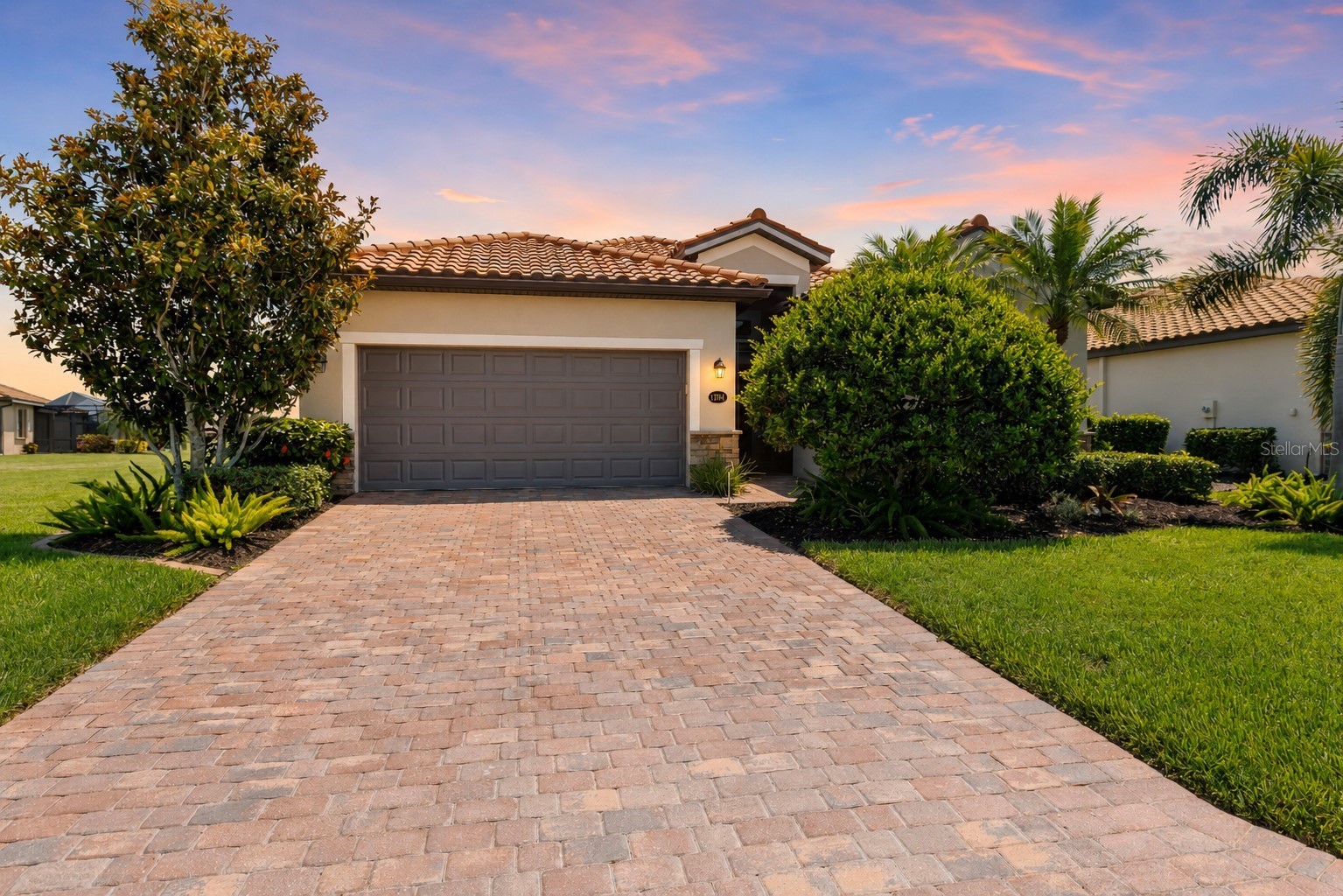 6907 QUIET CREEK DRIVE