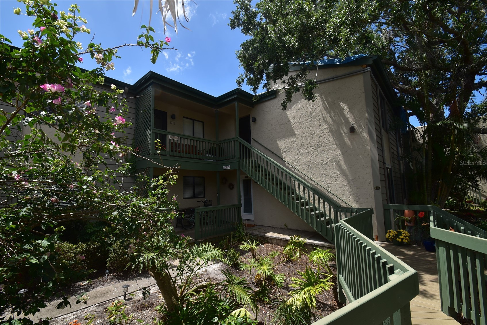 1512 PELICAN POINT DRIVE BA264