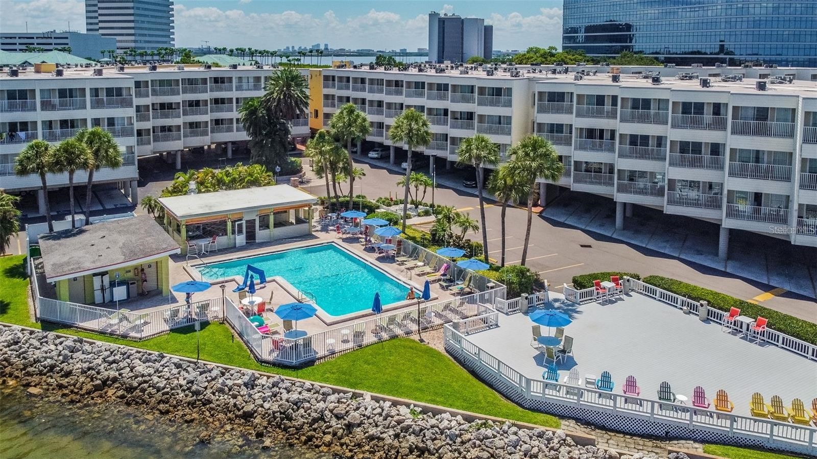 2506 N ROCKY POINT DRIVE 305