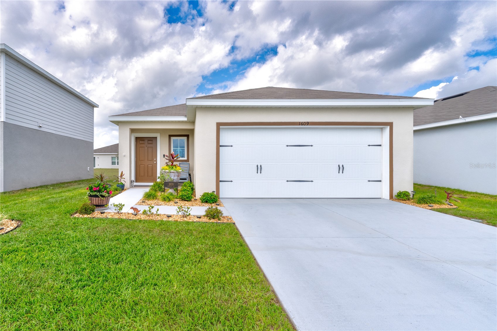 1609 FINNIGAN CIRCLE