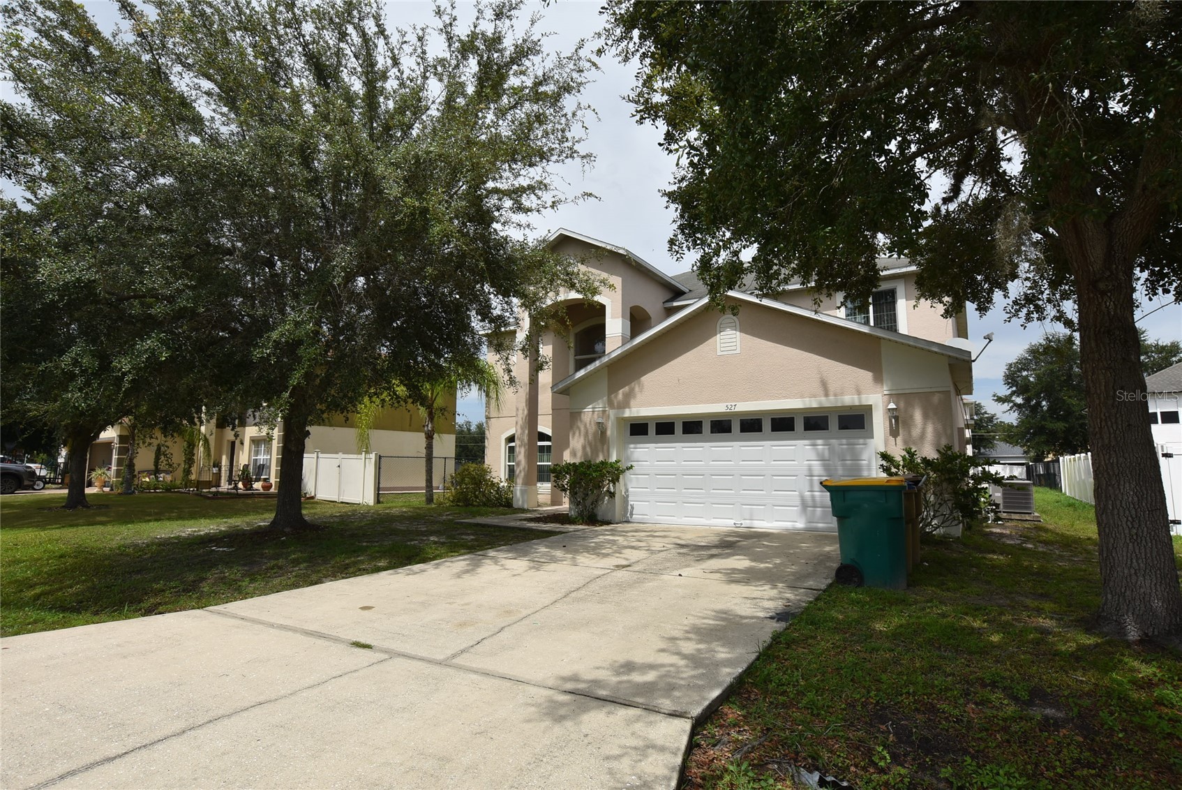527 BRISTOL CIRCLE