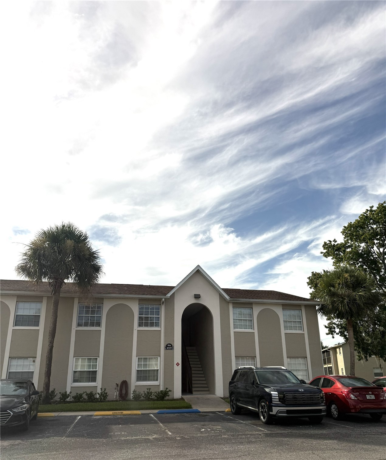 4325 HECTOR COURT 5