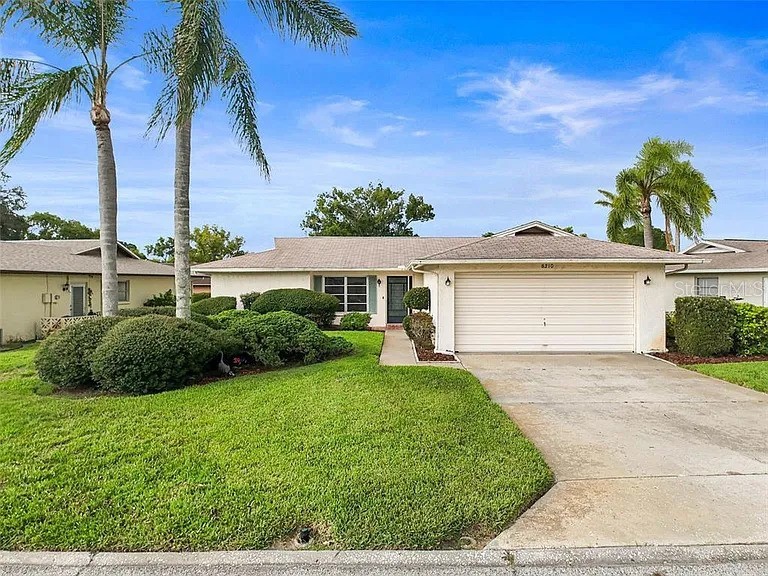 8210 LORA DEL RIO DRIVE