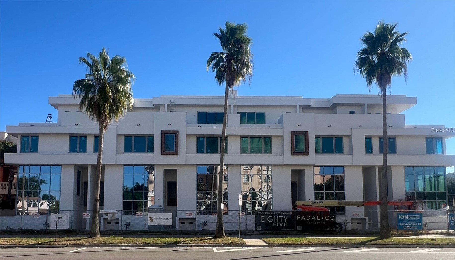 85 DAVIS BOULEVARD A