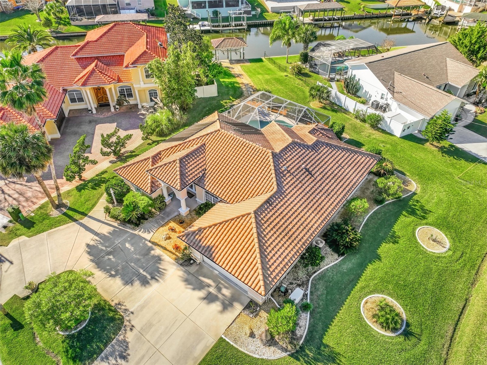 2 CHER COURT