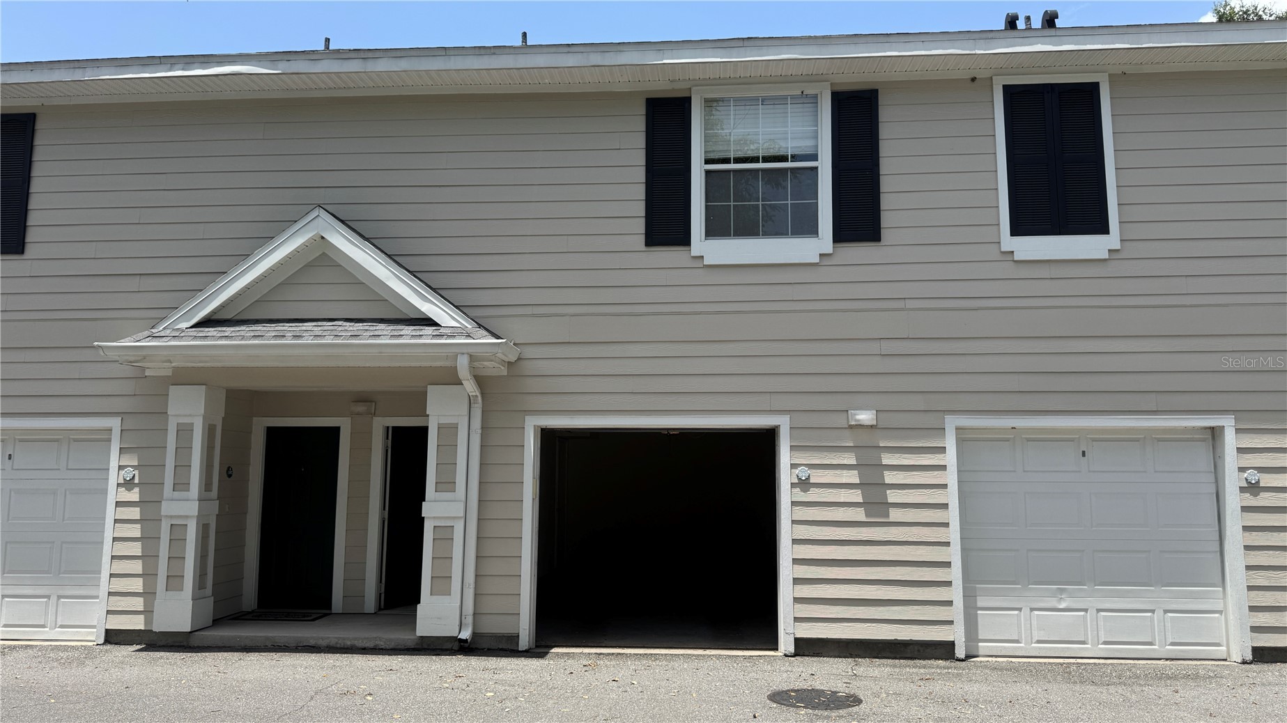 234 SOUTHERN PECAN CIRCLE 202