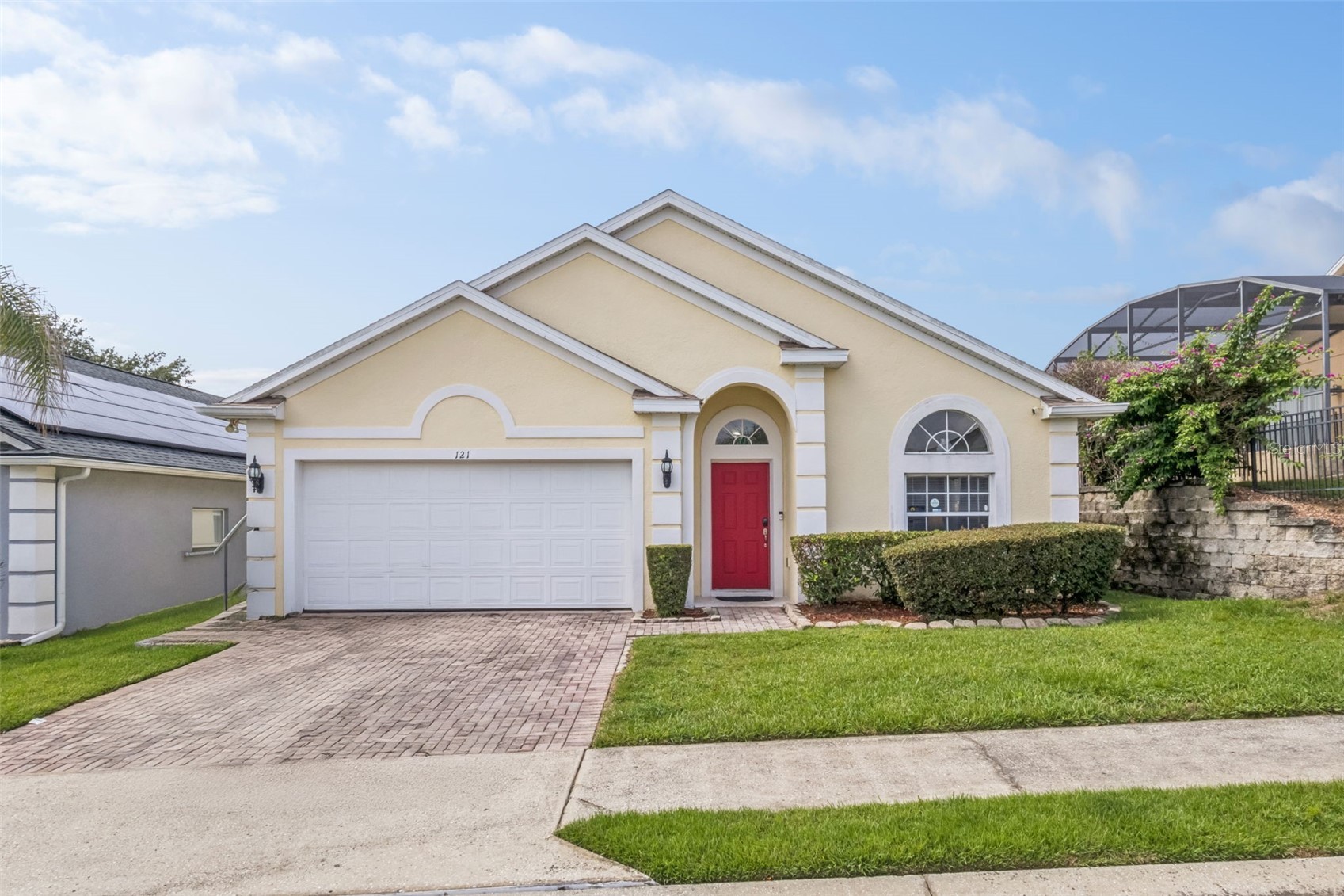 121 VINE DRIVE