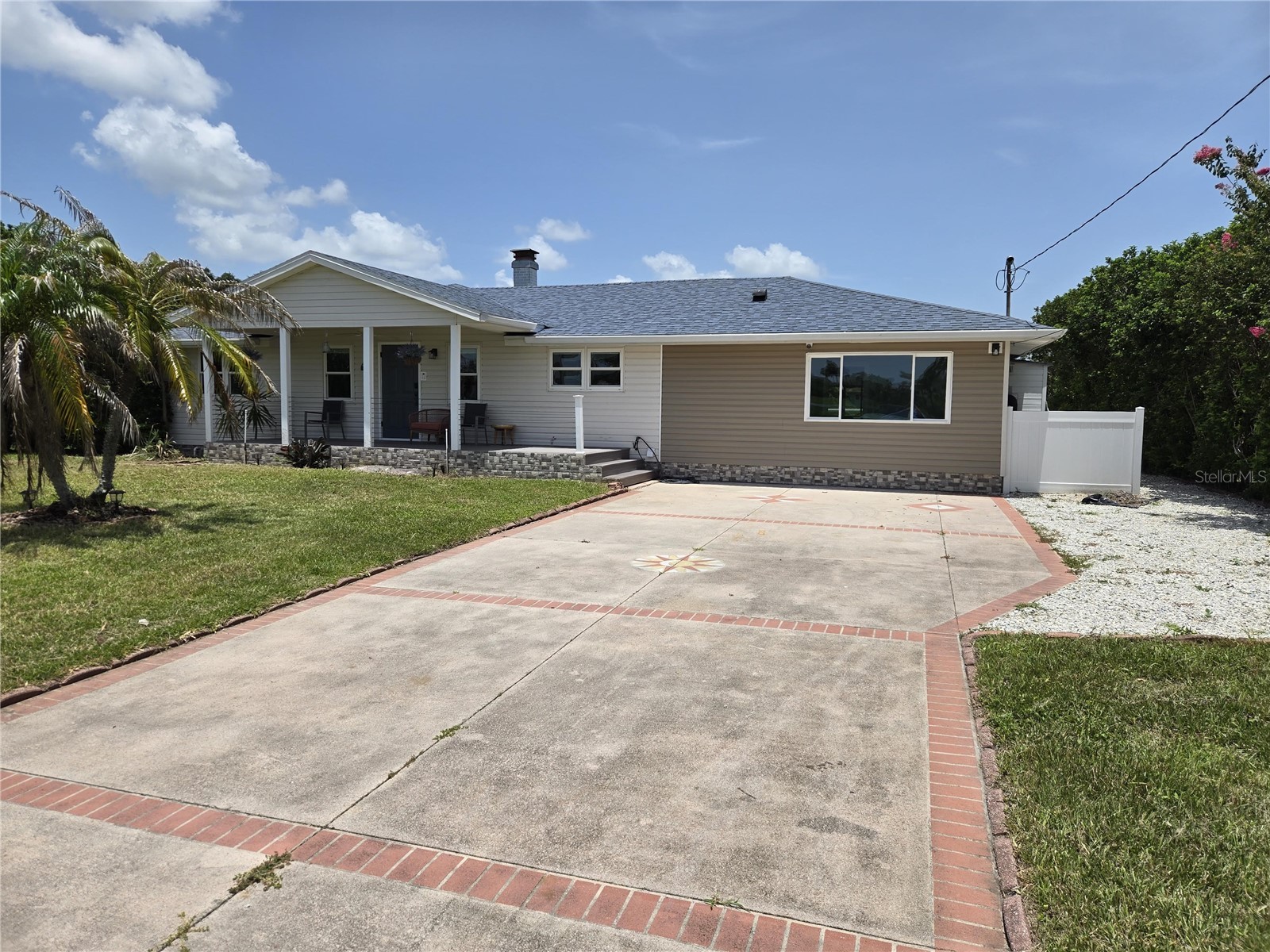 2625 HARRIS BOULEVARD