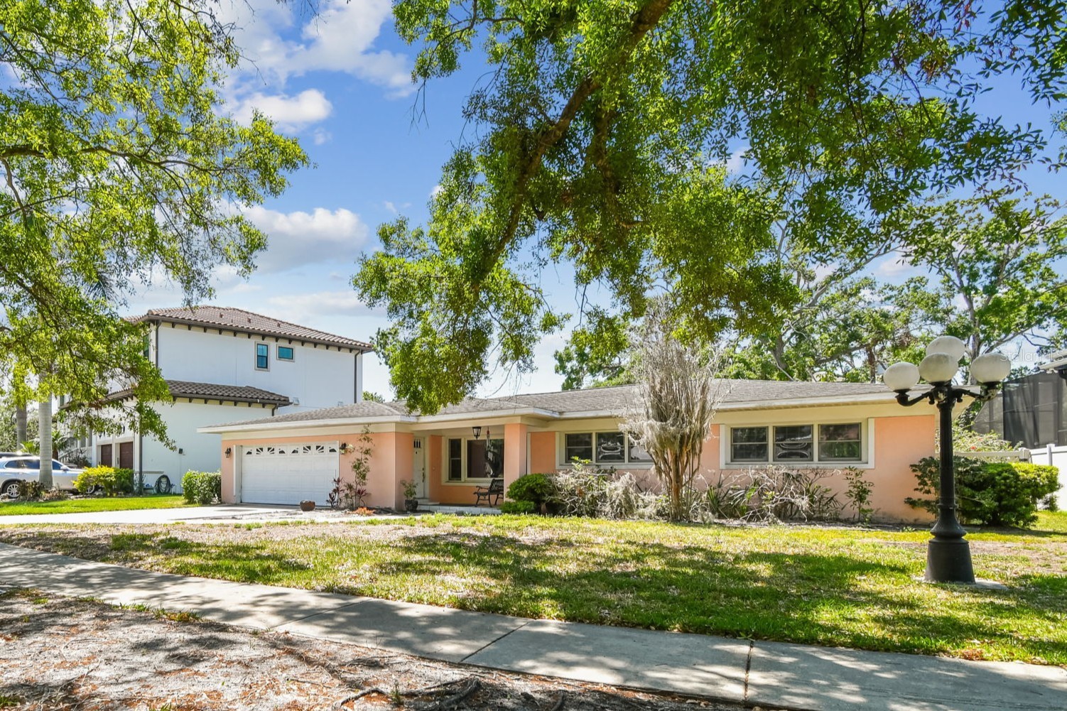 2607 S BRYANT CIRCLE