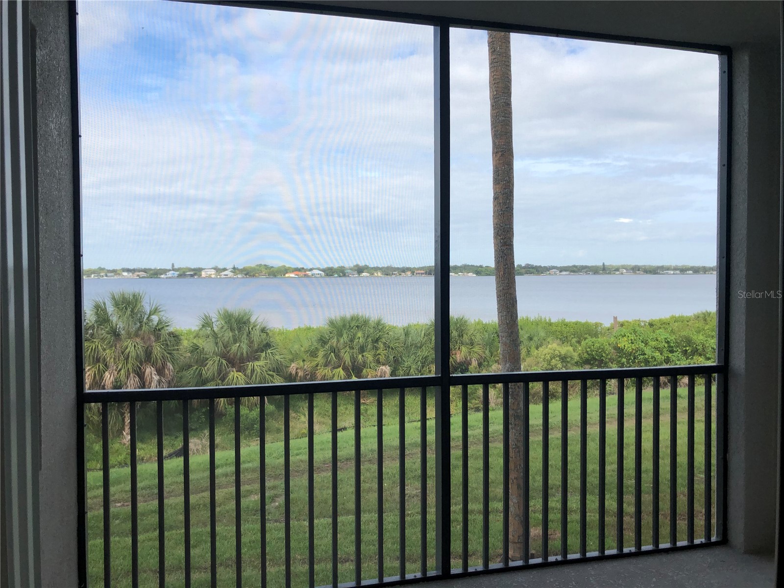 1010 TIDEWATER SHORES LOOP 206