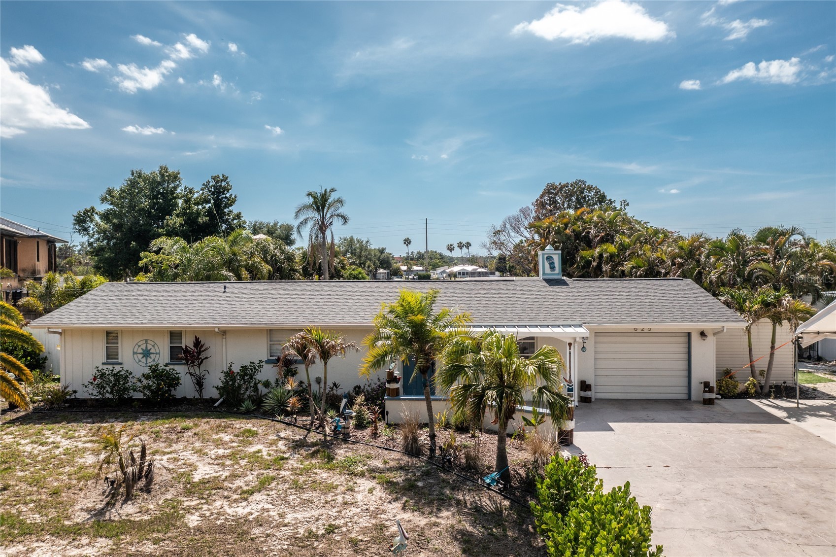 625 SANDPIPER LANE