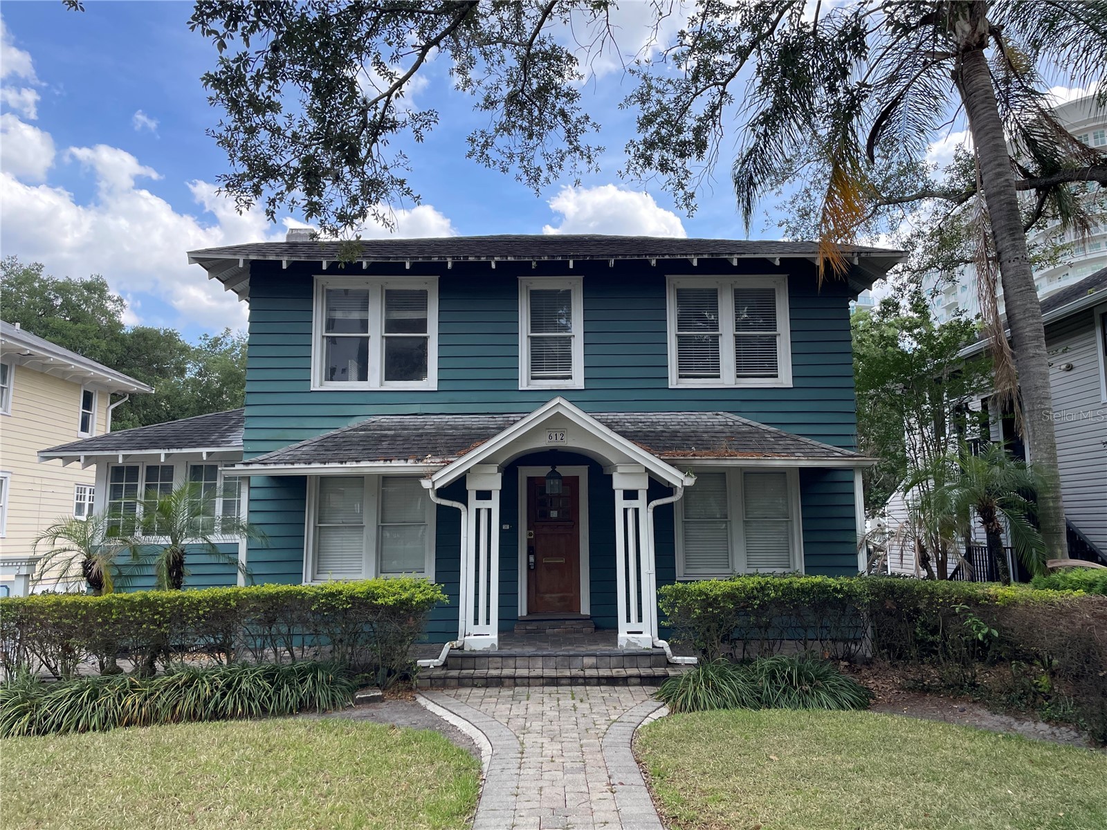612 E CENTRAL BOULEVARD