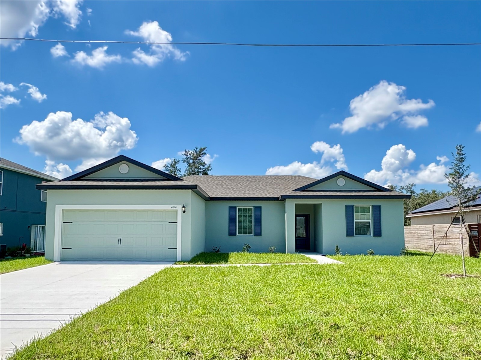 404 MANITOBA LANE