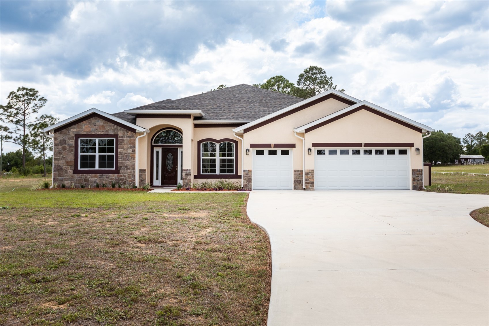 41289 COUNTY ROAD 452