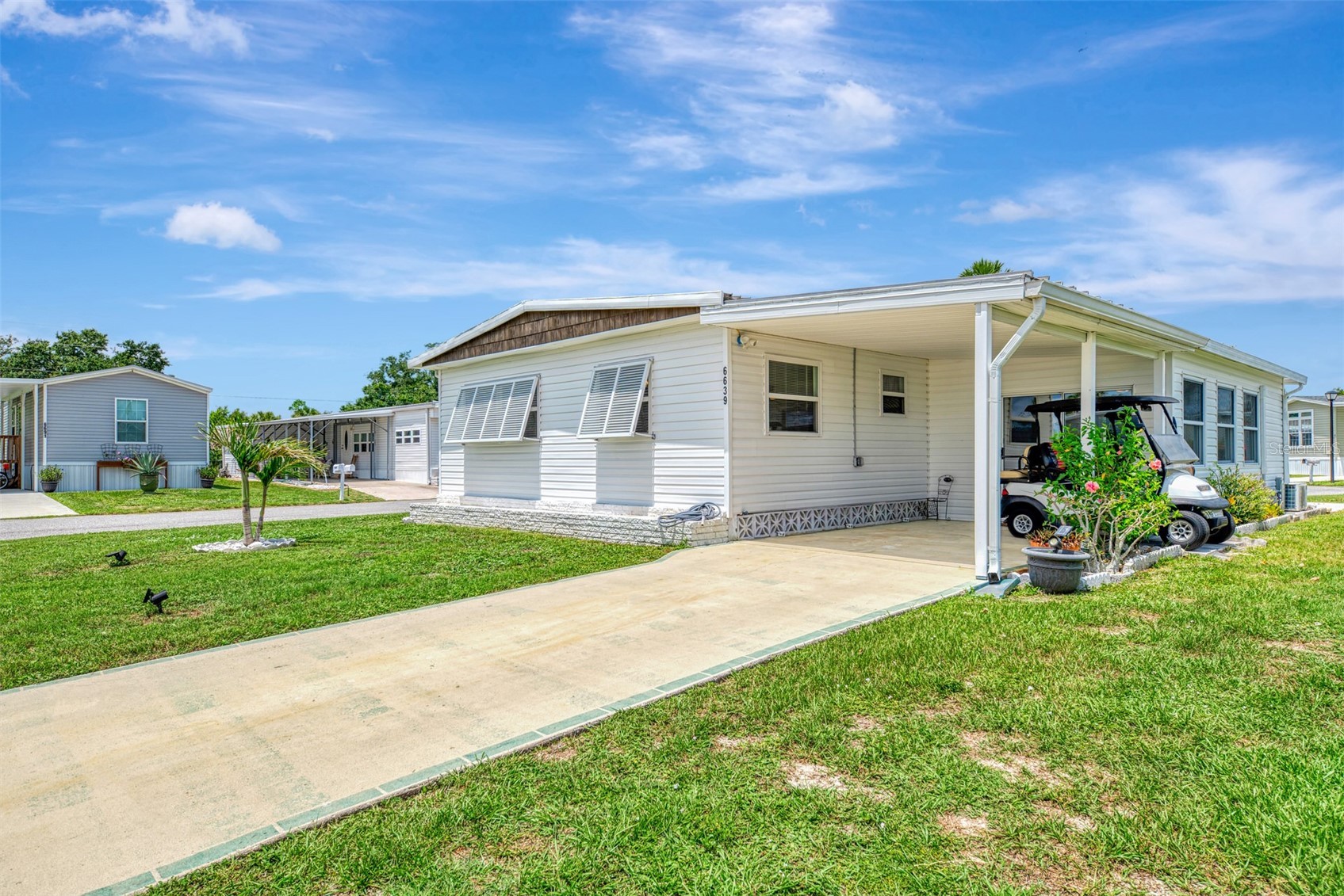 6639 VISTA LANE