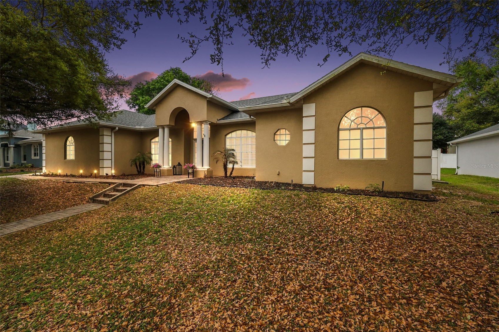 1245 SHORECREST CIR